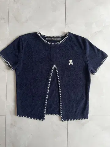 Rest & Recreation 네이비 CUT OUT TERRY TOP