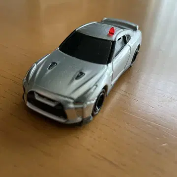 토미카 GTR