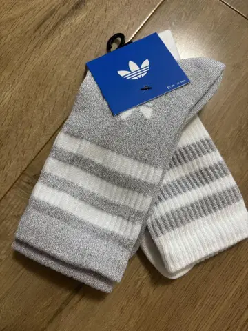 adidas 삭스 S 사이즈 화이트 x 실버 글리터 라메 2족