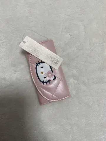 헬로키티 퀼팅 키케이스