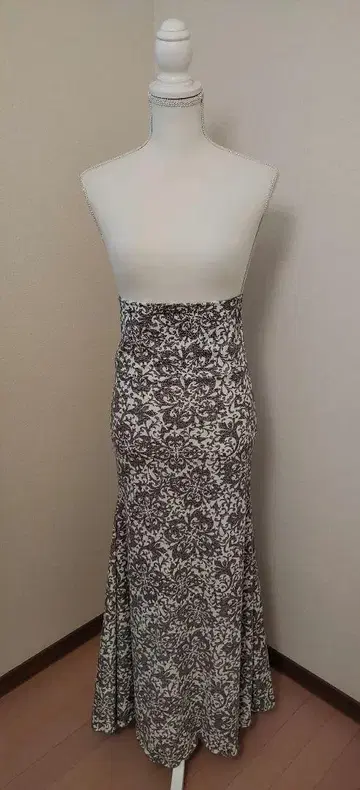 팔다