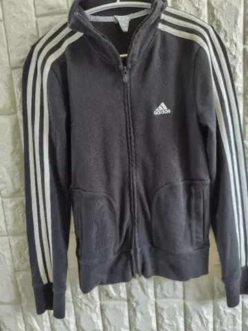 adidas 블랙 저지 스트라이프 여성용 M 사이즈