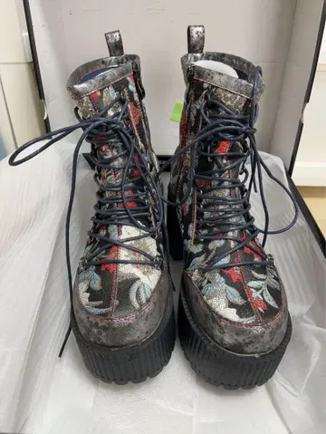 yosuke 통굽 레이스업 부츠