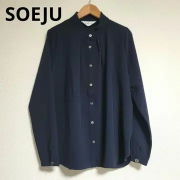 컨디션 최상 소주 스탠드 카라 턱 블라우스 네이비 S 사이즈 완판템