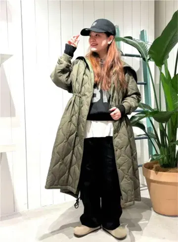 새상품급 빔즈 보이 나일론 퀼팅 푸드코트