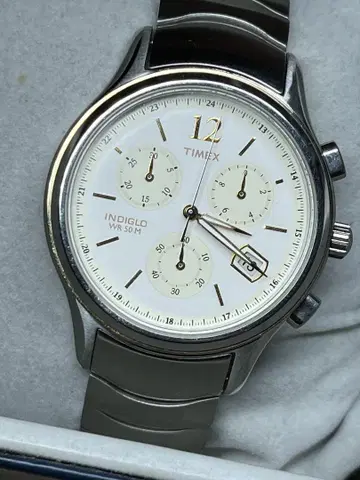 TIMEX INDIGLO 크로노그래프 WR50M DAY 아이보리 작동품