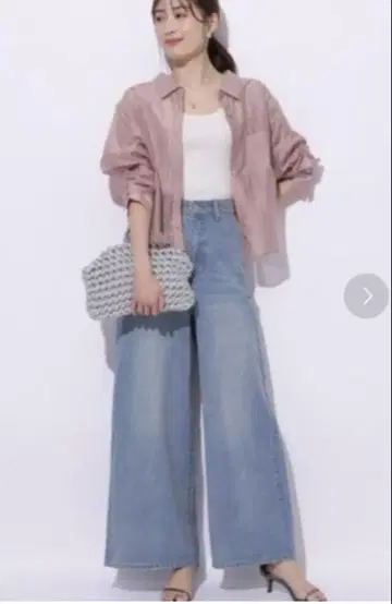 아푸와이저 리셰 배기 실루엣 데님 라이트 블루 XS