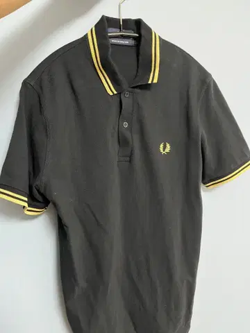 블랙 피케 셔츠 옐로우 컬러 스트라이프