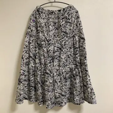 THE NORTH FACE 플라워 프린트 필드 캉캉 스커트