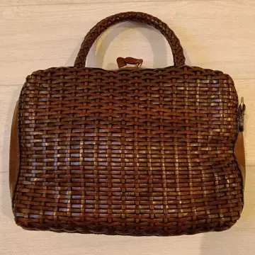Kuni x OFFEL PARIS 뜨개질 가죽 핸드백 레어템