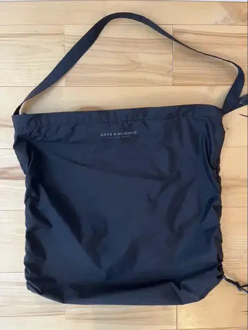 아츠앤사이언스 Zipper 숄더백 M