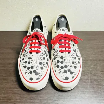 VANS AUTHENTIC x Disney x Chapter