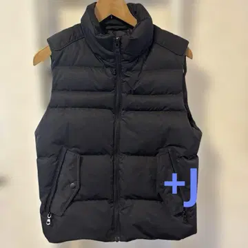 UNIQLO +J 블랙 다운 베스트 M