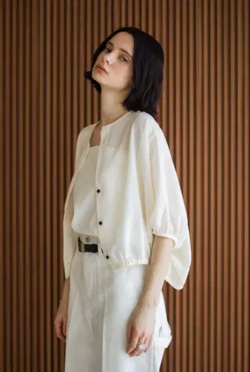 25SS 에브르 ebure 크리스프 드라이 볼레로 블라우스