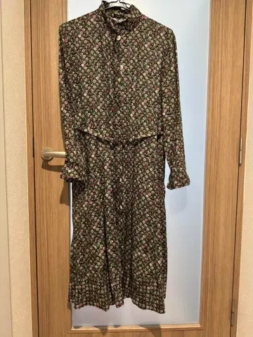 올드맨즈테일러 R&D.M.Co 팬지 패턴 원피스 새상품급 린넨 100%