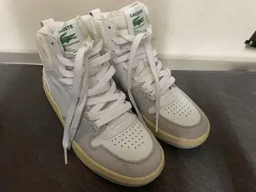 LACOSTE 화이트 하이컷 스니커즈 박스 포함
