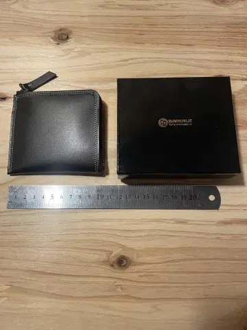 RADIALL x SPEAKEASY 라디얼 지퍼 지갑 박스 포함