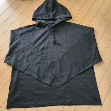ZARA 후드 부착 긴팔 티셔츠 XL 사이즈