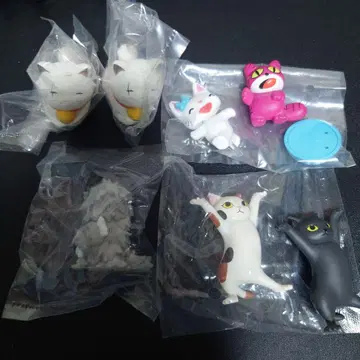 가챠가챠 고양이 피규어