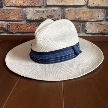 ZARA HONE 화이트 햇