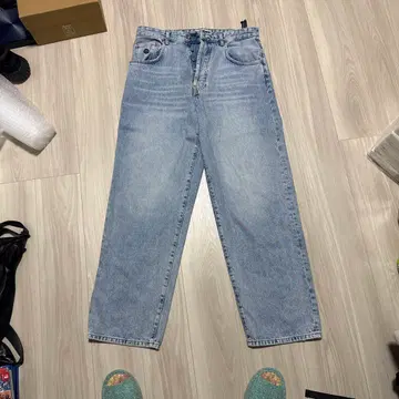 ZARA RHUIGI 라이트 블루 데님 팬츠 EUR 42