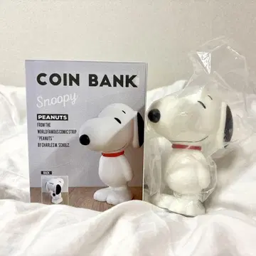 [ 새상품 ] 스누피 소프트 비닐 저금통 인테리어 SNOOPY