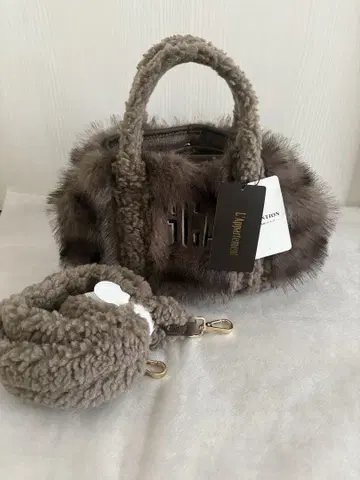 라빠르망 굿그리프 GCA EMB FAUX FUR PINT TOTE