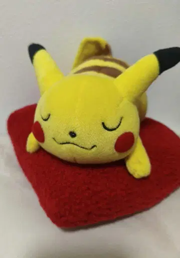 포켓몬 센터 먼슬리 피카츄 2003년 10월 봉제 인형