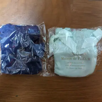 Maison de FLEUR 캡슐 토이 세트 네이비 민트