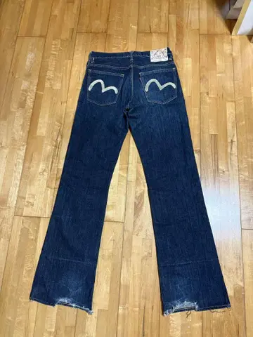 EVISU 플레어 데님 30x35 다크 블루
