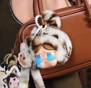 CRYBABY Wild but Cutie 봉제 인형 펜던트