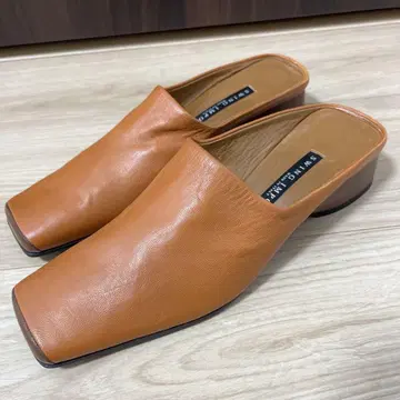 미사용! 스윙 수입 소가죽 뮬 펌프스 35 이탈리아제