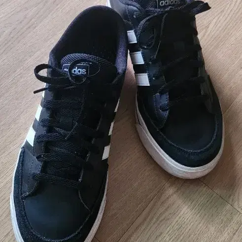 Adidas 275 / Adidas Sneakers / Adidas Sneakers