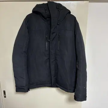 Discoat 블랙 다운 자켓 L 사이즈