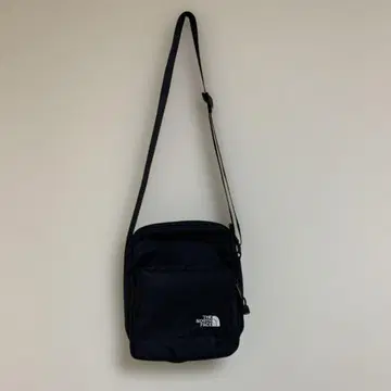 THE NORTH FACE 블랙 숄더백