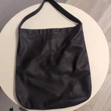 SLOW&CO 블랙 원 숄더백 CB 858S45P