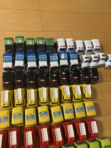 일하는 자동차 초로Q 99대