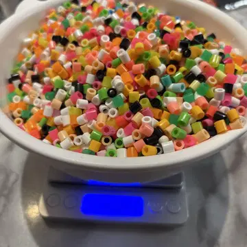 펄러비즈 세트 다색과 틀 포함