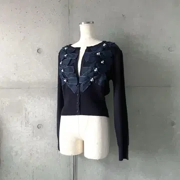 택 포함 새상품 레이어드 리본 V넥 가디건 네이비