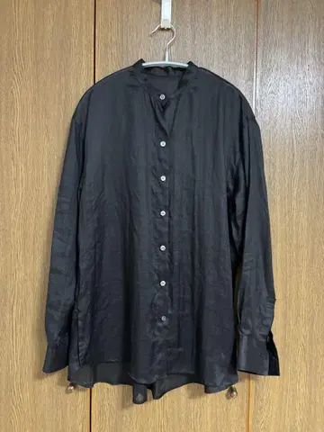 Gabardine K.T 블랙 긴팔 셔츠