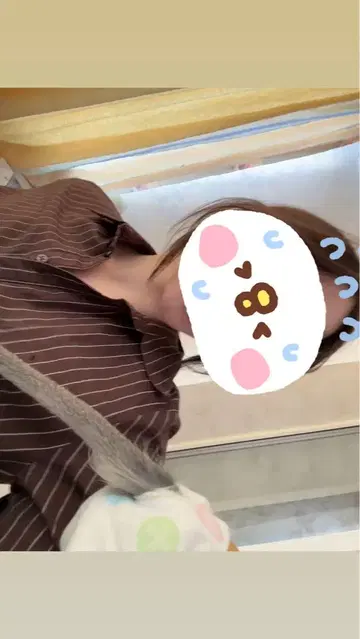 브라운 스트라이프 긴팔 셔츠 S 사이즈 여자