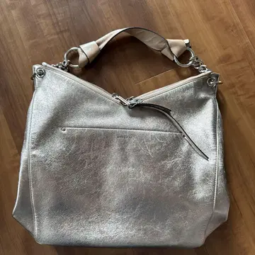 JIMMY CHOO 샴페인 골드 가죽 숄더백