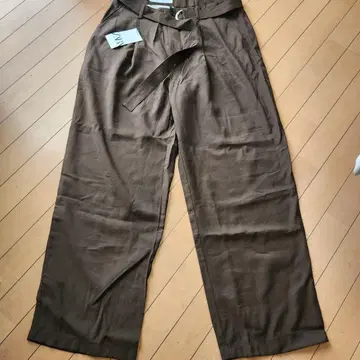 [ 새상품 미사용 ] ZARA 와이드 팬츠 브라운 44 사이즈