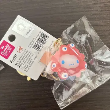 오사카 엑스포 산리오 캐릭터 키링 클리어 컬러 시나모롤 시나몬