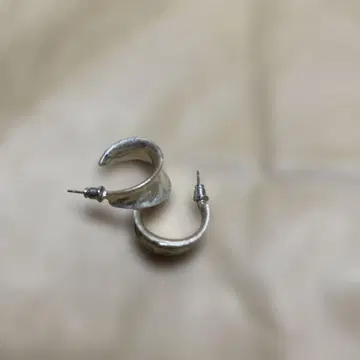 실버 후프 귀걸이
