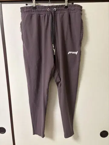 pvot 조거 팬츠 REDDISH GRAY