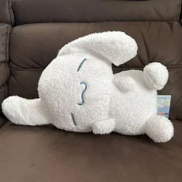 시나몬 롤 봉제 인형