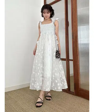 시어 자카드 프릴 리본 원피스