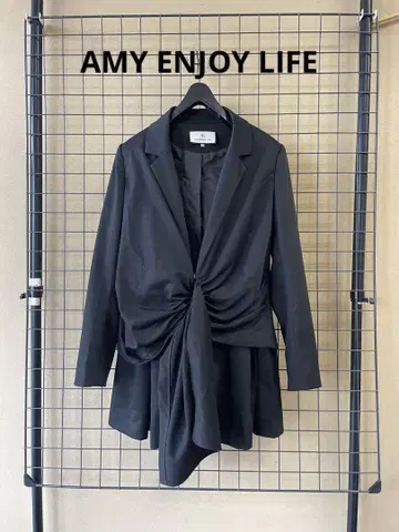 AMY ENJOY LIFE Long Black Blazer Dress