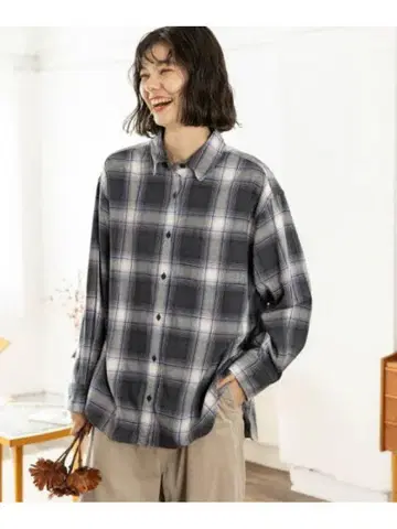 니코앤드 40 비에라 레피아 체크 셔츠 그레이